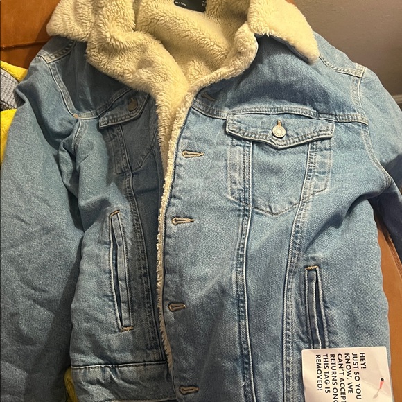 NWT ASOS oversized Denim jacket with shearling - Picture 8 of 8